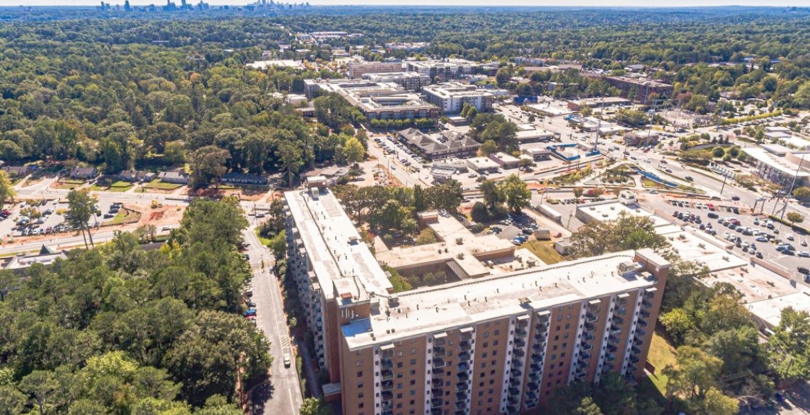 300 Johnson Ferry Rd. NE, Sandy Springs, Georgia 30328, ,Condo,For Sale,Mount Vernon Towers,Johnson Ferry Rd. NE,9,1126