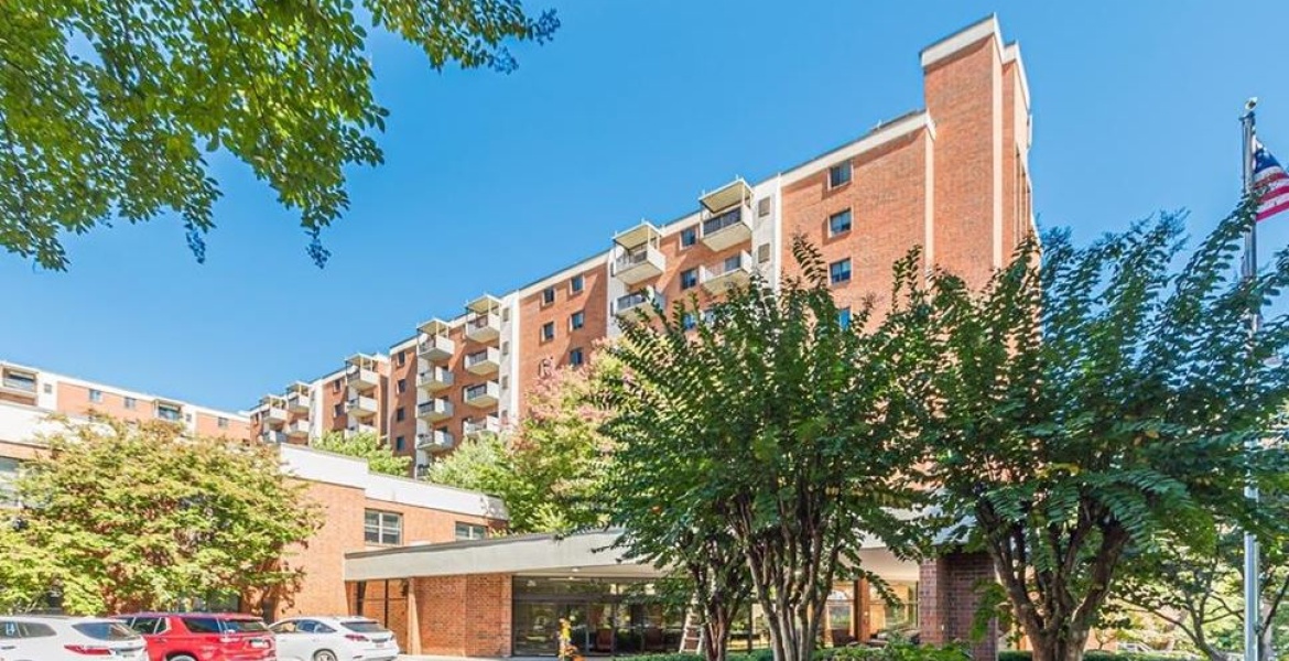 300 Johnson Ferry Rd. NE, Sandy Springs, Georgia 30328, ,Condo,For Sale,Mount Vernon Towers,Johnson Ferry Rd. NE,9,1126