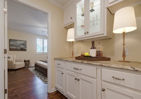 300 Johnson Ferry Rd NE, Sandy Springs, Georgia 30328, ,Condo,For Lease,Johnson Ferry Rd NE,1146