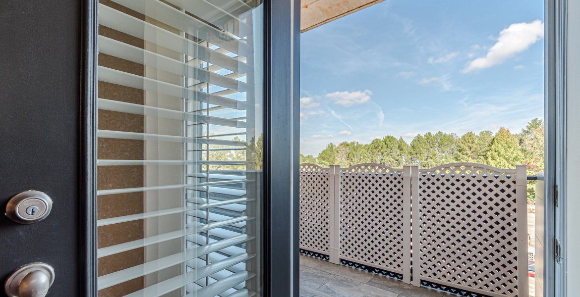 300 Johnson Ferry Rd NE, Sandy Springs, Georgia 30328, ,Condo,For Lease,Johnson Ferry Rd NE,1146