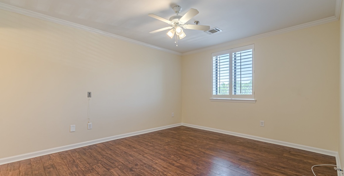 300 Johnson Ferry Rd NE, Sandy Springs, Georgia 30328, ,Condo,For Lease,Johnson Ferry Rd NE,1146