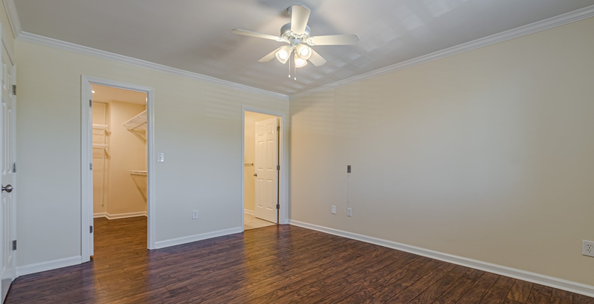 300 Johnson Ferry Rd NE, Sandy Springs, Georgia 30328, ,Condo,For Lease,Johnson Ferry Rd NE,1146