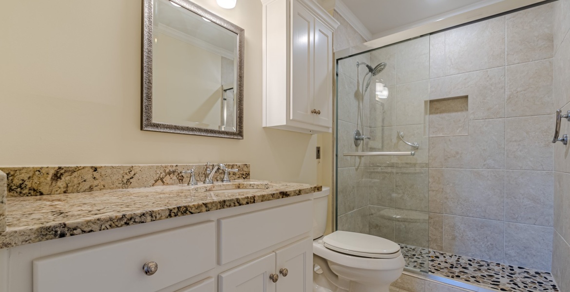 300 Johnson Ferry Rd NE, Sandy Springs, Georgia 30328, ,Condo,For Lease,Johnson Ferry Rd NE,1146