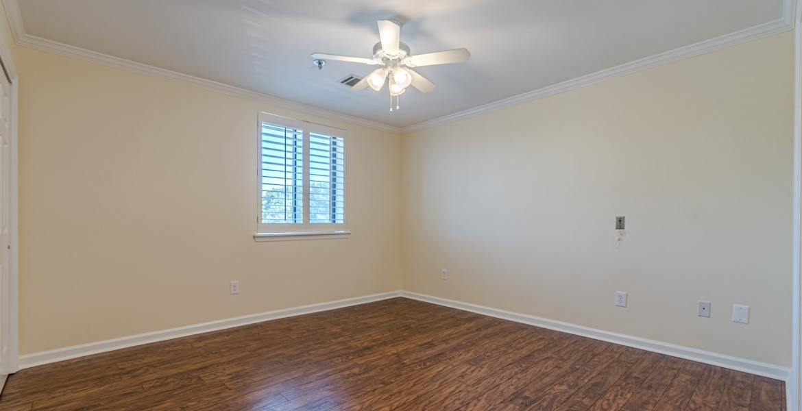 300 Johnson Ferry Rd NE, Sandy Springs, Georgia 30328, ,Condo,For Lease,Johnson Ferry Rd NE,1146