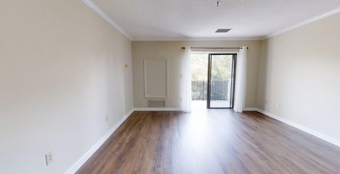 300 Johnson Ferry Rd. NE, Sandy Springs, Georgia 30328, ,Condo,For Lease,Mount Vernon Towers,Johnson Ferry Rd. NE,9,1147