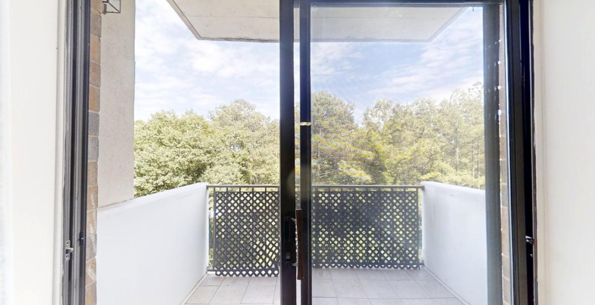 300 Johnson Ferry Rd. NE, Sandy Springs, Georgia 30328, ,Condo,For Lease,Mount Vernon Towers,Johnson Ferry Rd. NE,9,1147