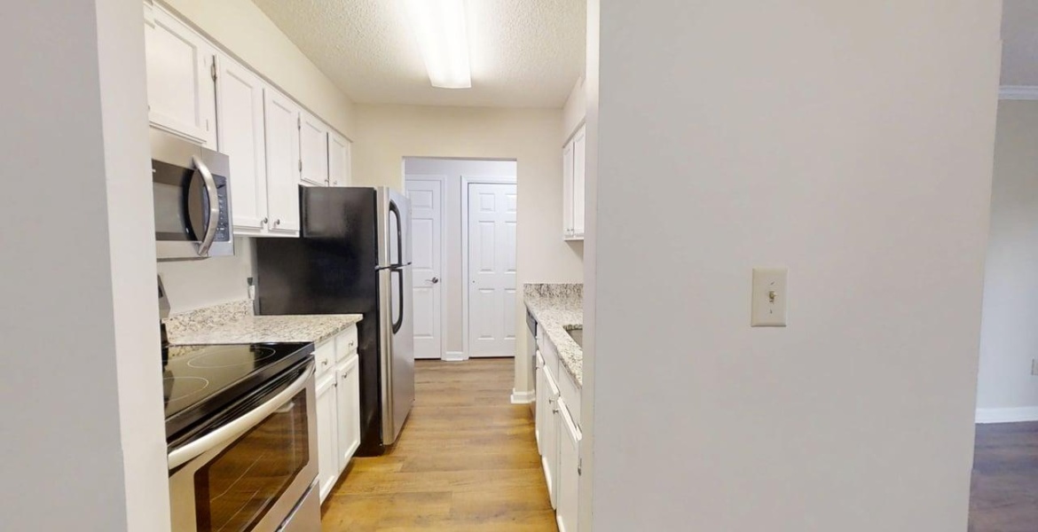 300 Johnson Ferry Rd. NE, Sandy Springs, Georgia 30328, ,Condo,For Lease,Mount Vernon Towers,Johnson Ferry Rd. NE,9,1147