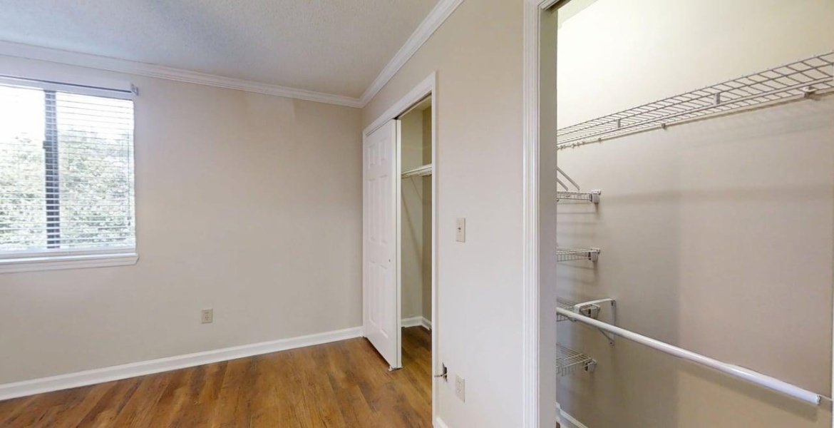 300 Johnson Ferry Rd. NE, Sandy Springs, Georgia 30328, ,Condo,For Lease,Mount Vernon Towers,Johnson Ferry Rd. NE,9,1147