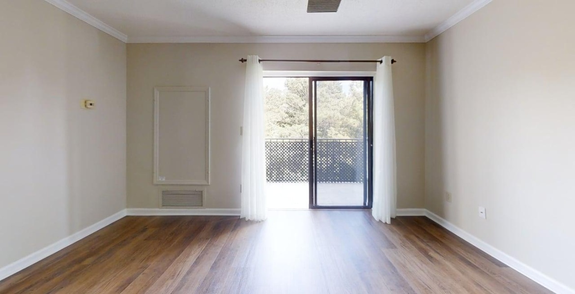 300 Johnson Ferry Rd. NE, Sandy Springs, Georgia 30328, ,Condo,For Lease,Mount Vernon Towers,Johnson Ferry Rd. NE,9,1147