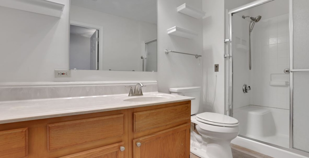 300 Johnson Ferry Rd NE, Sandy Springs, Georgia 30328, ,Condo,For Lease,Johnson Ferry Rd NE,1150