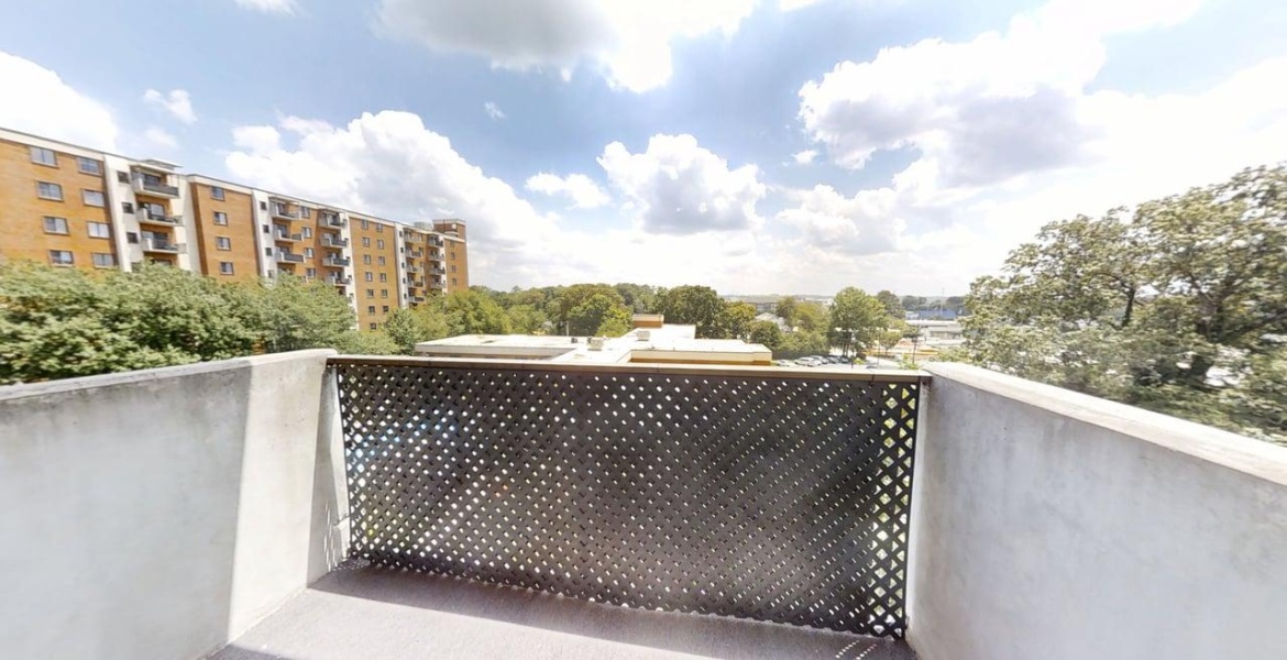 300 Johnson Ferry Rd. NE, Sandy Springs, Georgia 30328, ,Condo,For Sale,Mount Vernon Towers,Johnson Ferry Rd. NE,9,1152