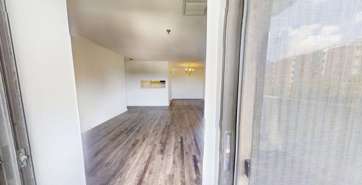 300 Johnson Ferry Rd. NE, Sandy Springs, Georgia 30328, ,Condo,For Sale,Mount Vernon Towers,Johnson Ferry Rd. NE,9,1152