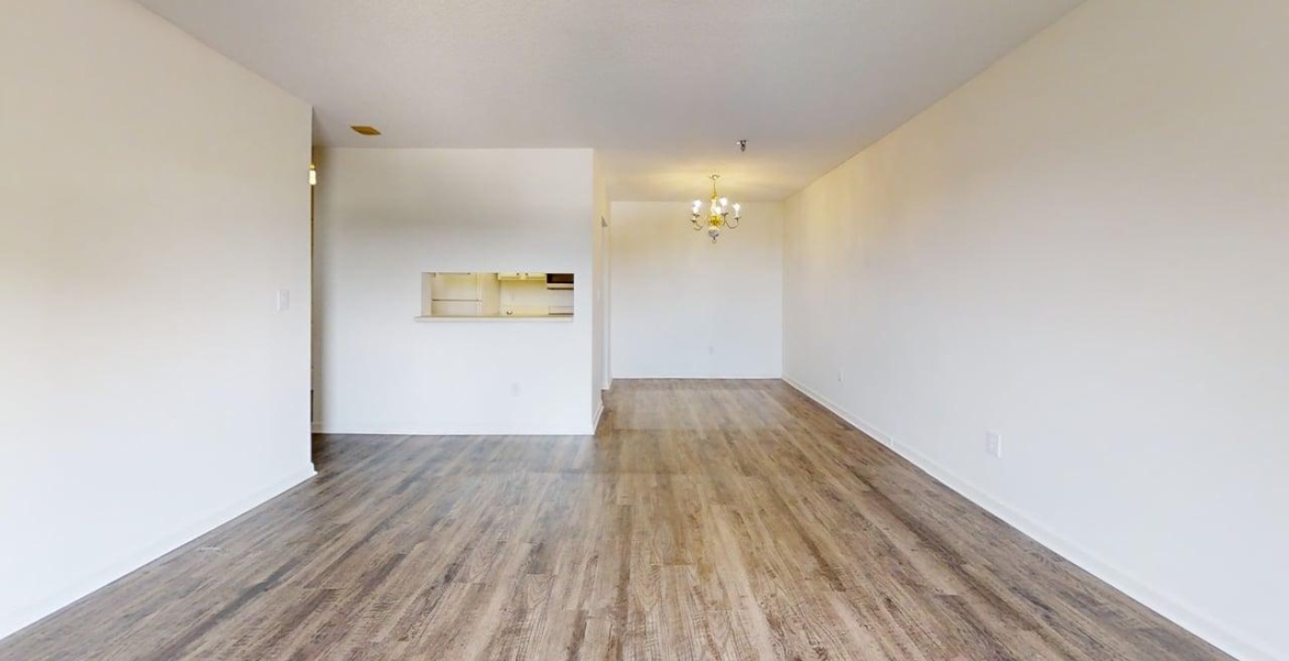 300 Johnson Ferry Rd. NE, Sandy Springs, Georgia 30328, ,Condo,For Sale,Mount Vernon Towers,Johnson Ferry Rd. NE,9,1152