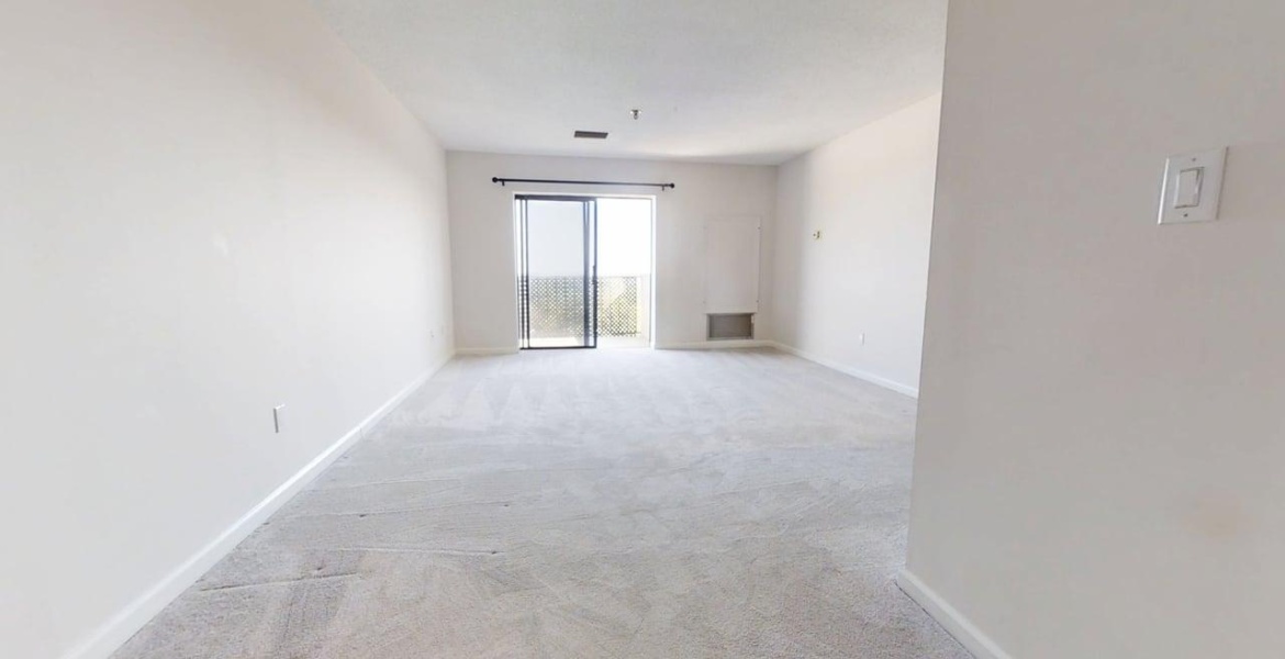 300 Johnson Ferry Rd. NE, Sandy Springs, Georgia 30328, ,Condo,For Sale,Mount Vernon Towers,Johnson Ferry Rd. NE,9,1153