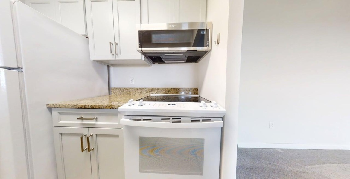300 Johnson Ferry Rd. NE, Sandy Springs, Georgia 30328, ,Condo,For Sale,Mount Vernon Towers,Johnson Ferry Rd. NE,9,1153