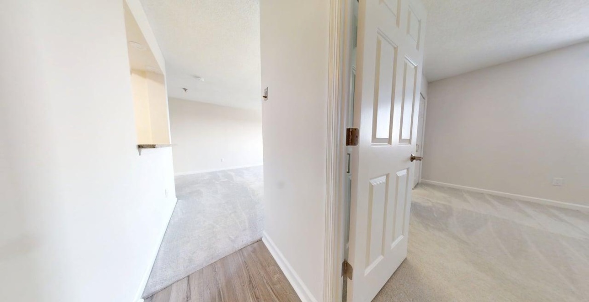300 Johnson Ferry Rd. NE, Sandy Springs, Georgia 30328, ,Condo,For Sale,Mount Vernon Towers,Johnson Ferry Rd. NE,9,1153
