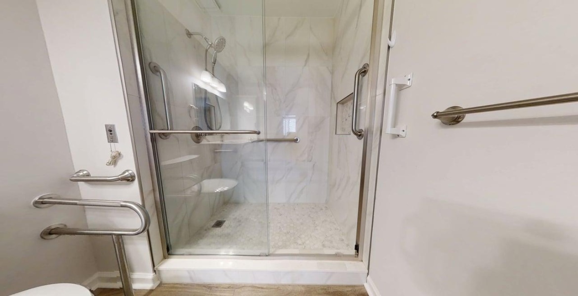 300 Johnson Ferry Rd. NE, Sandy Springs, Georgia 30328, ,Condo,For Sale,Mount Vernon Towers,Johnson Ferry Rd. NE,9,1153
