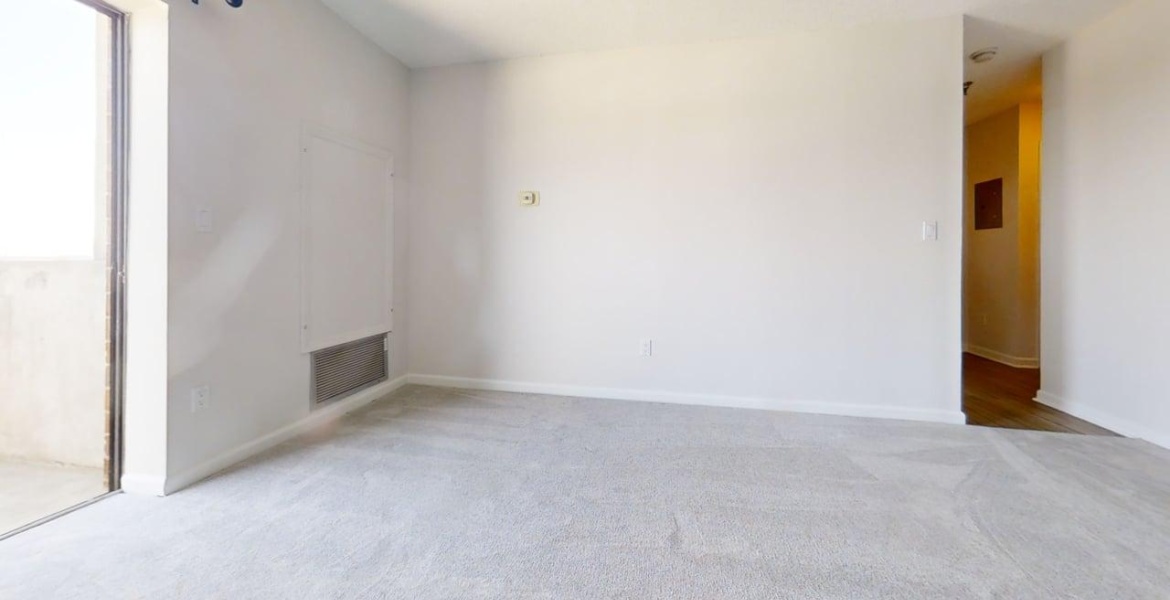 300 Johnson Ferry Rd. NE, Sandy Springs, Georgia 30328, ,Condo,For Sale,Mount Vernon Towers,Johnson Ferry Rd. NE,9,1153