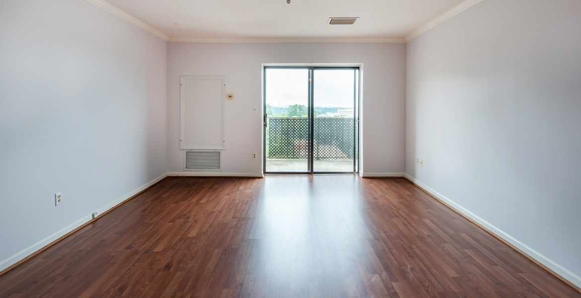300 Johnson Ferry Rd. NE, Sandy Springs, Georgia 30328, ,Condo,For Sale,Mount Vernon Towers,Johnson Ferry Rd. NE,9,1154
