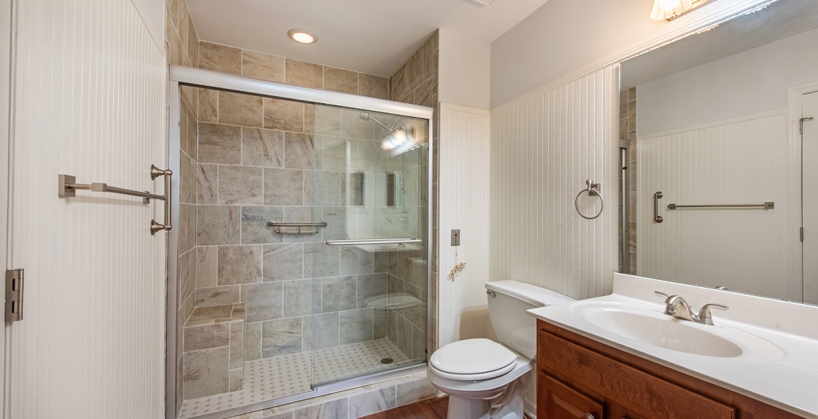300 Johnson Ferry Rd. NE, Sandy Springs, Georgia 30328, ,Condo,For Sale,Mount Vernon Towers,Johnson Ferry Rd. NE,9,1154
