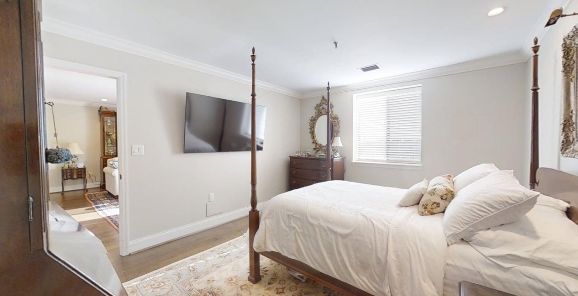 300 Johnson Ferry Rd NE, Sandy Springs, Georgia 30328, ,Condo,For Sale,Johnson Ferry Rd NE,1155