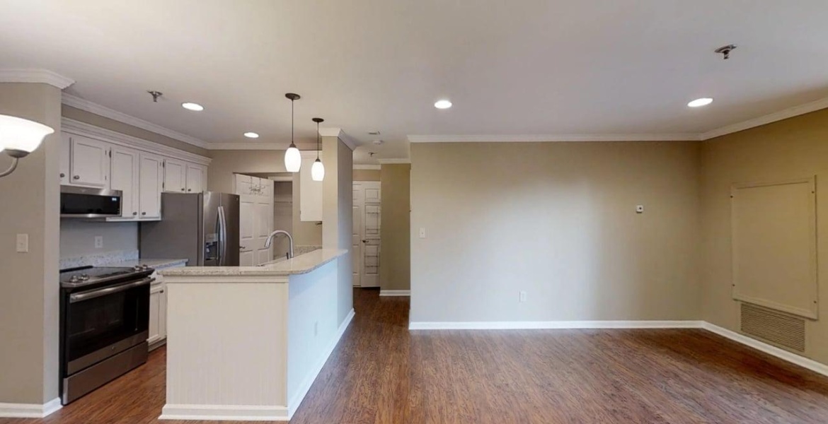 300 Johnson Ferry Rd. NE, Sandy Springs, Georgia 30328, ,Condo,For Lease,Mount Vernon Towers,Johnson Ferry Rd. NE,9,1158