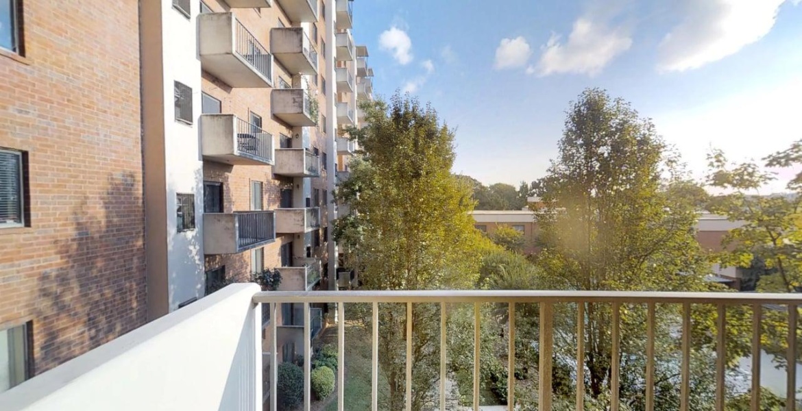 300 Johnson Ferry Rd. NE, Sandy Springs, Georgia 30328, ,Condo,For Lease,Mount Vernon Towers,Johnson Ferry Rd. NE,9,1158