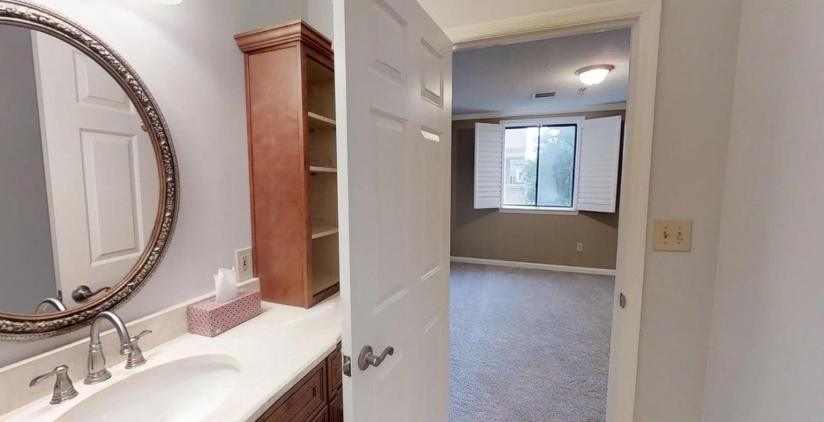 300 Johnson Ferry Rd. NE, Sandy Springs, Georgia 30328, ,Condo,For Lease,Mount Vernon Towers,Johnson Ferry Rd. NE,9,1158