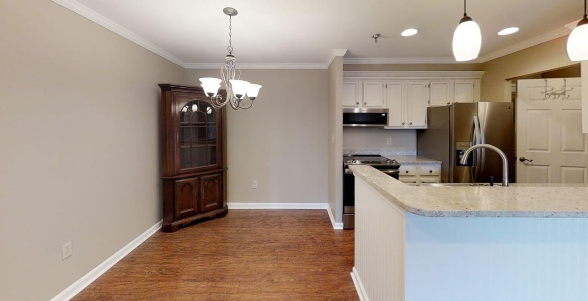 300 Johnson Ferry Rd. NE, Sandy Springs, Georgia 30328, ,Condo,For Lease,Mount Vernon Towers,Johnson Ferry Rd. NE,9,1158