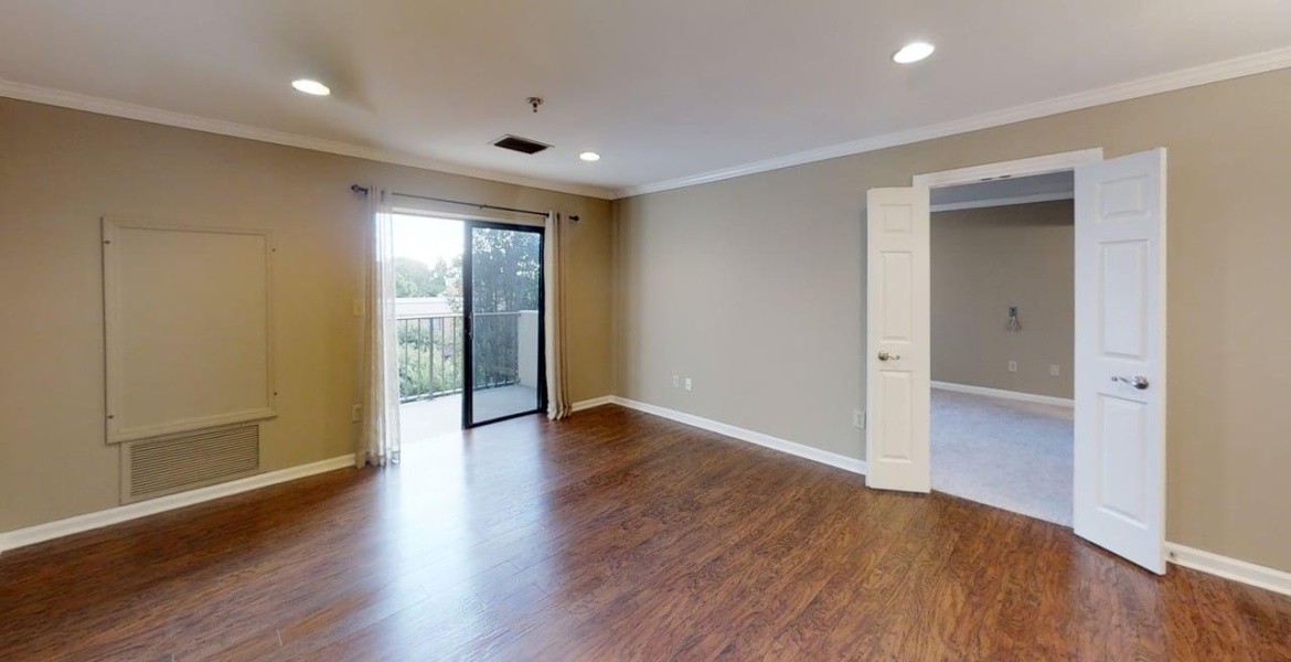 300 Johnson Ferry Rd. NE, Sandy Springs, Georgia 30328, ,Condo,For Lease,Mount Vernon Towers,Johnson Ferry Rd. NE,9,1158