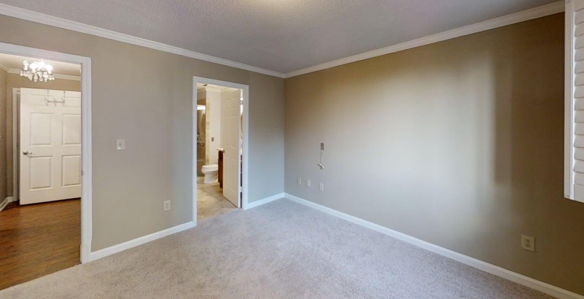 300 Johnson Ferry Rd. NE, Sandy Springs, Georgia 30328, ,Condo,For Lease,Mount Vernon Towers,Johnson Ferry Rd. NE,9,1158