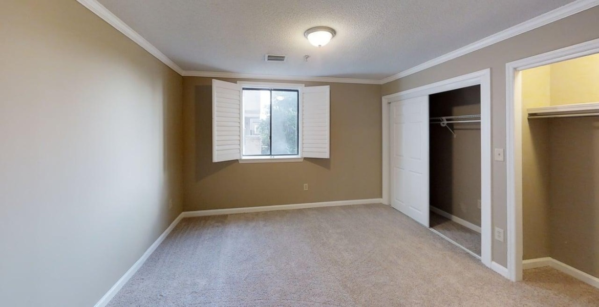 300 Johnson Ferry Rd. NE, Sandy Springs, Georgia 30328, ,Condo,For Lease,Mount Vernon Towers,Johnson Ferry Rd. NE,9,1158