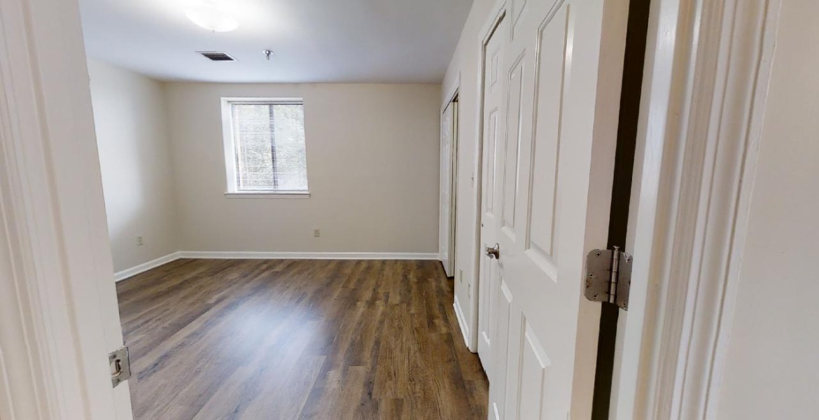 300 Johnson Ferry Rd NE, Sandy Springs, Georgia 30328, ,Condo,For Lease,Johnson Ferry Rd NE,1160