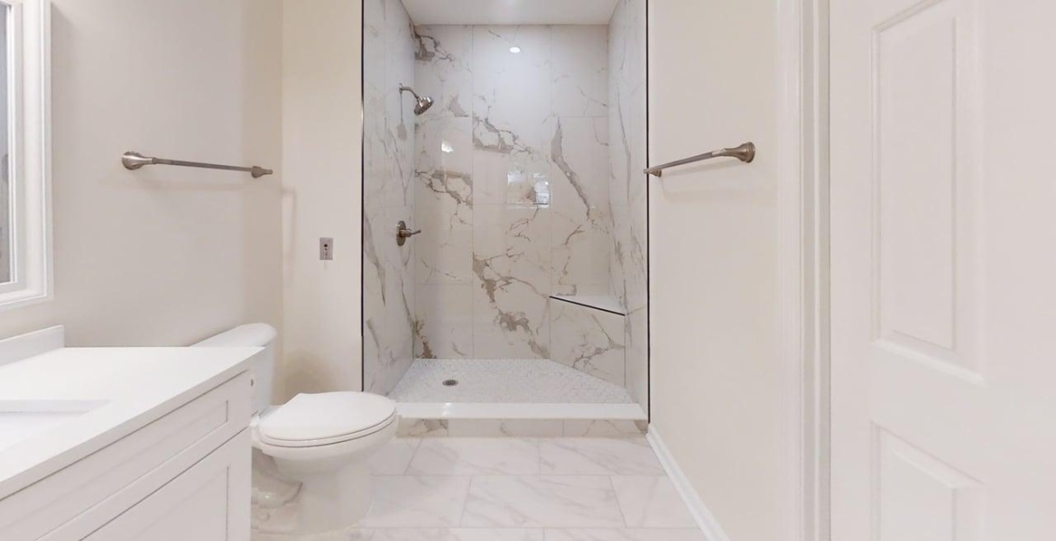 300 Johnson Ferry Rd NE, Sandy Springs, Georgia 30328, ,Condo,For Lease,Johnson Ferry Rd NE,1161