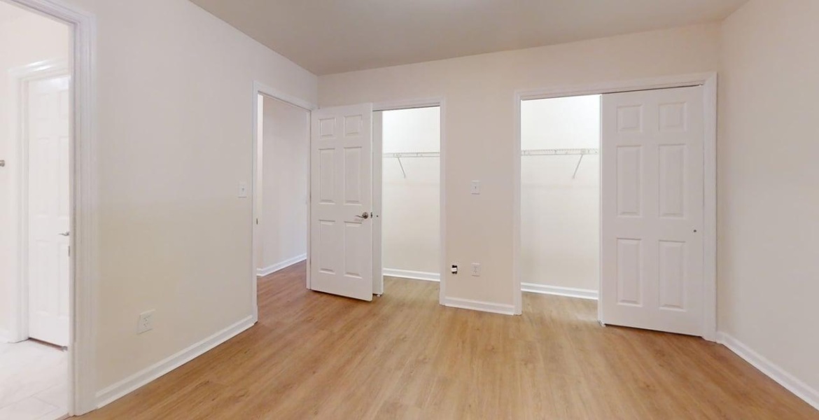 300 Johnson Ferry Rd NE, Sandy Springs, Georgia 30328, ,Condo,For Lease,Johnson Ferry Rd NE,1161