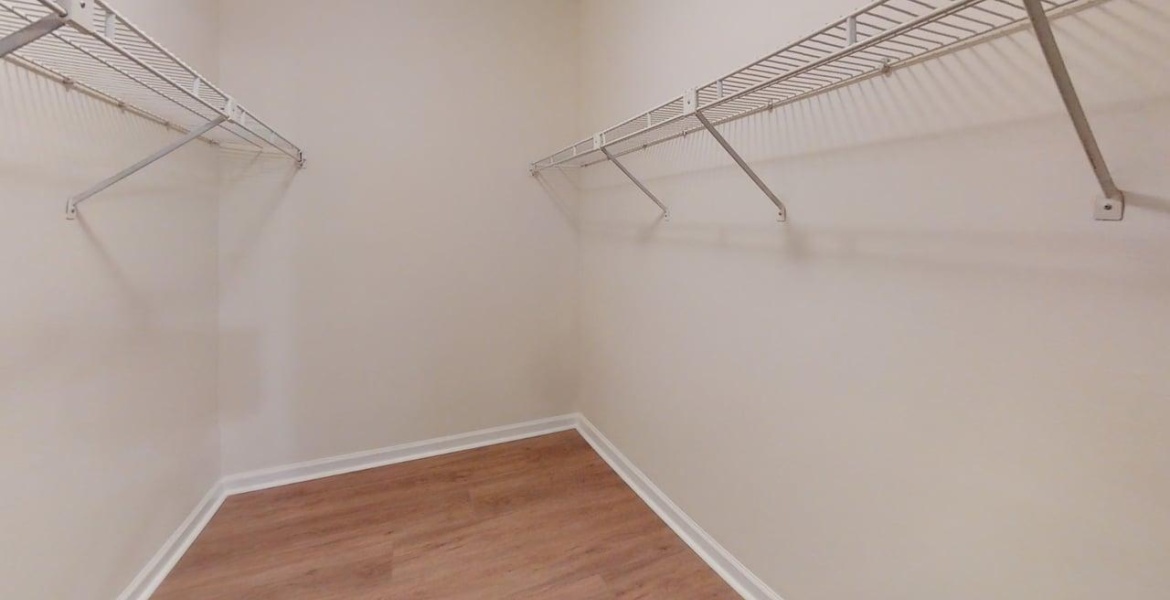 300 Johnson Ferry Rd NE, Sandy Springs, Georgia 30328, ,Condo,For Lease,Johnson Ferry Rd NE,1161