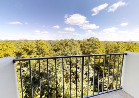 300 Johnson Ferry Rd NE, Sandy Springs, Georgia 30328, ,Condo,For Lease,Johnson Ferry Rd NE,1163