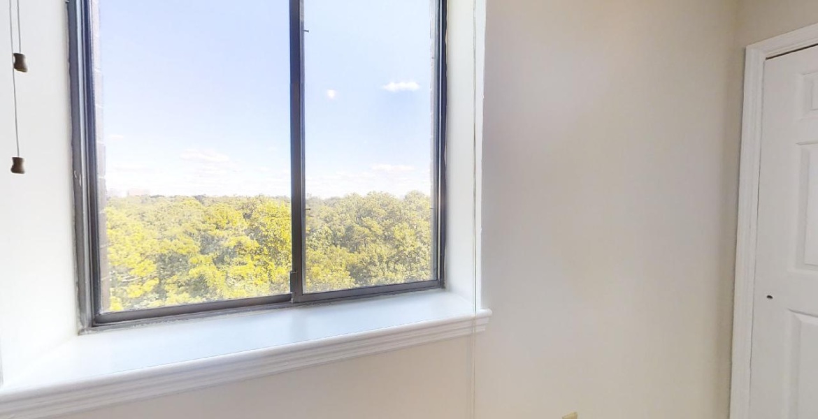 300 Johnson Ferry Rd NE, Sandy Springs, Georgia 30328, ,Condo,For Lease,Johnson Ferry Rd NE,1163
