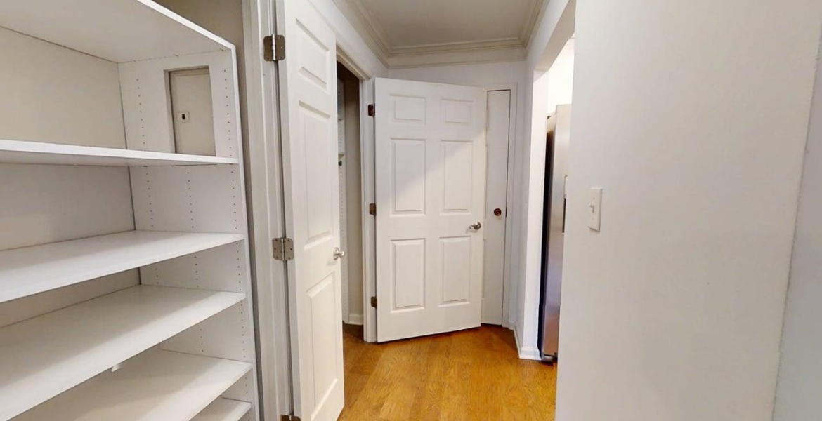 300 Johnson Ferry Rd NE, Sandy Springs, Georgia 30328, ,Condo,For Sale,Johnson Ferry Rd NE,1164