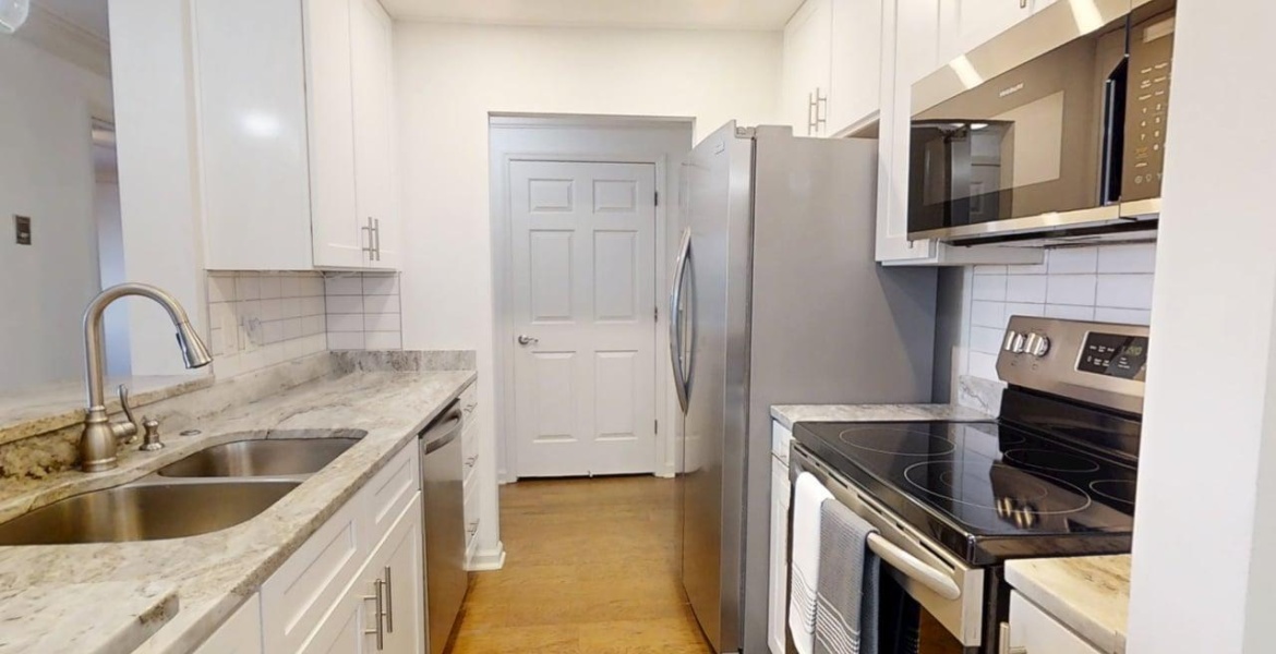 300 Johnson Ferry Rd NE, Sandy Springs, Georgia 30328, ,Condo,For Sale,Johnson Ferry Rd NE,1164