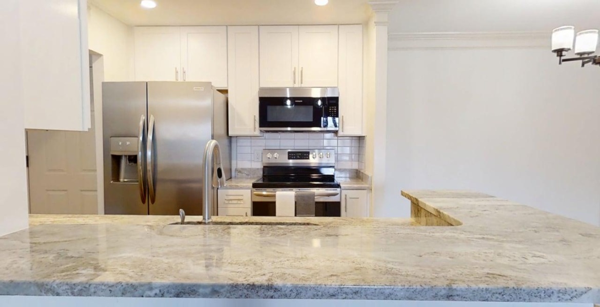 300 Johnson Ferry Rd NE, Sandy Springs, Georgia 30328, ,Condo,For Sale,Johnson Ferry Rd NE,1164
