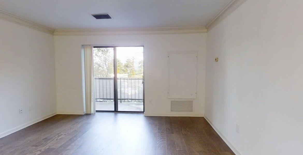 300 Johnson Ferry Rd NE, Sandy Springs, Georgia 30328, ,Condo,For Sale,Johnson Ferry Rd NE,1164