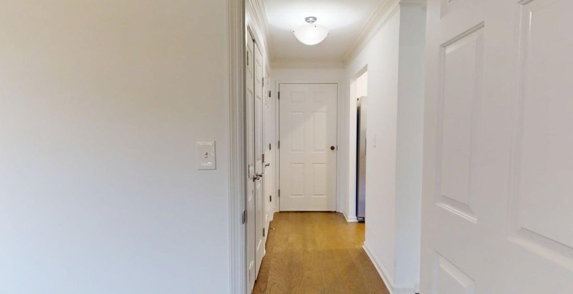 300 Johnson Ferry Rd NE, Sandy Springs, Georgia 30328, ,Condo,For Sale,Johnson Ferry Rd NE,1164