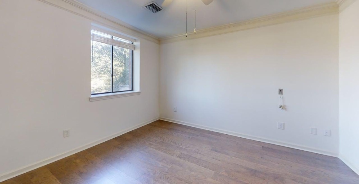 300 Johnson Ferry Rd NE, Sandy Springs, Georgia 30328, ,Condo,For Sale,Johnson Ferry Rd NE,1164