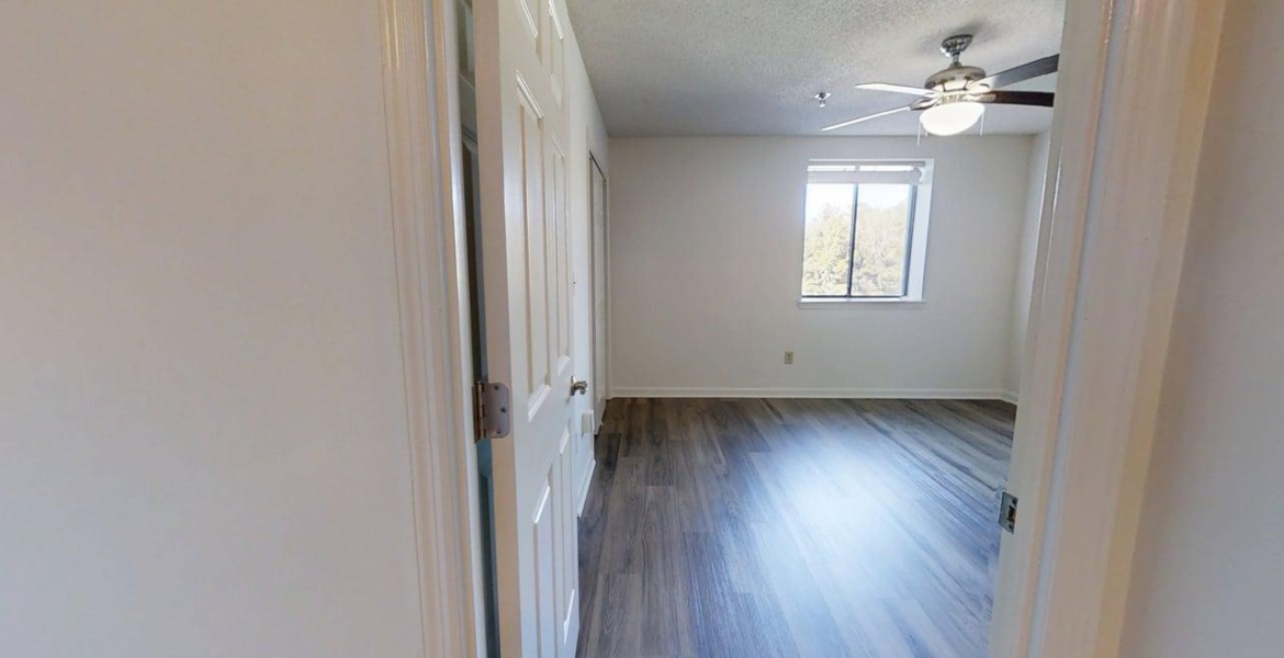 300 Johnson Ferry Rd NE, Sandy Springs, Georgia 30328, ,Condo,For Sale,Johnson Ferry Rd NE,1165