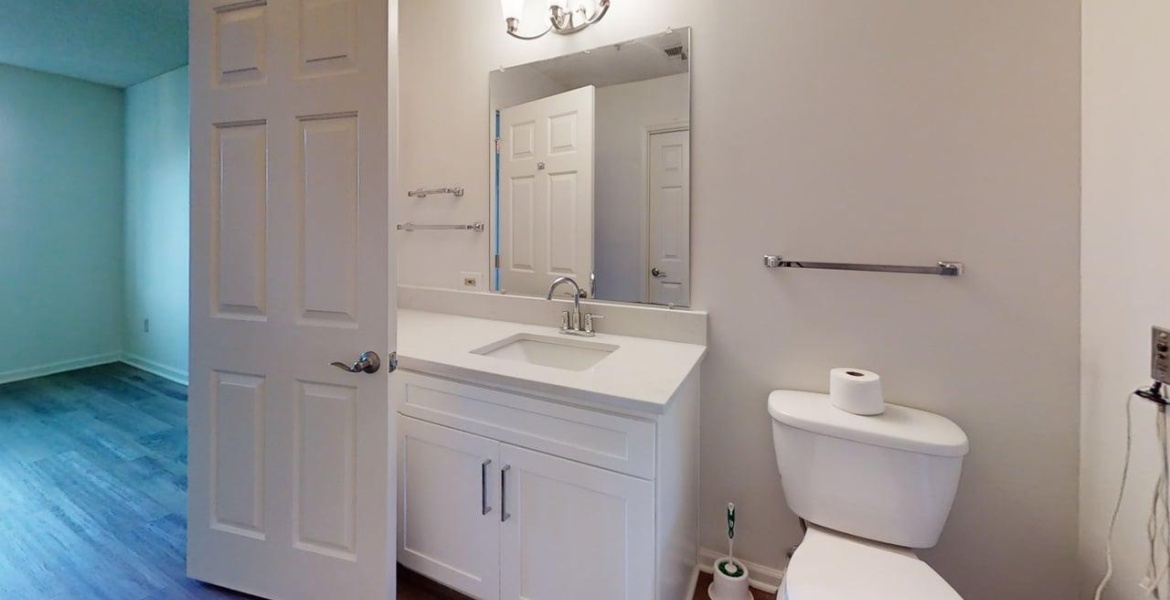 300 Johnson Ferry Rd NE, Sandy Springs, Georgia 30328, ,Condo,For Sale,Johnson Ferry Rd NE,1165