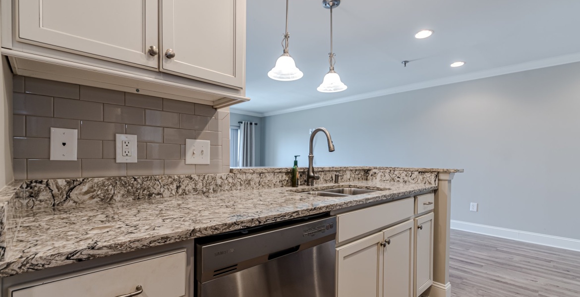 300 Johnson Ferry Rd NE, Sandy Springs, Georgia 30328, ,Condo,For Lease,Johnson Ferry Rd NE,1166