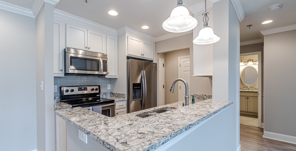 300 Johnson Ferry Rd NE, Sandy Springs, Georgia 30328, ,Condo,For Lease,Johnson Ferry Rd NE,1166