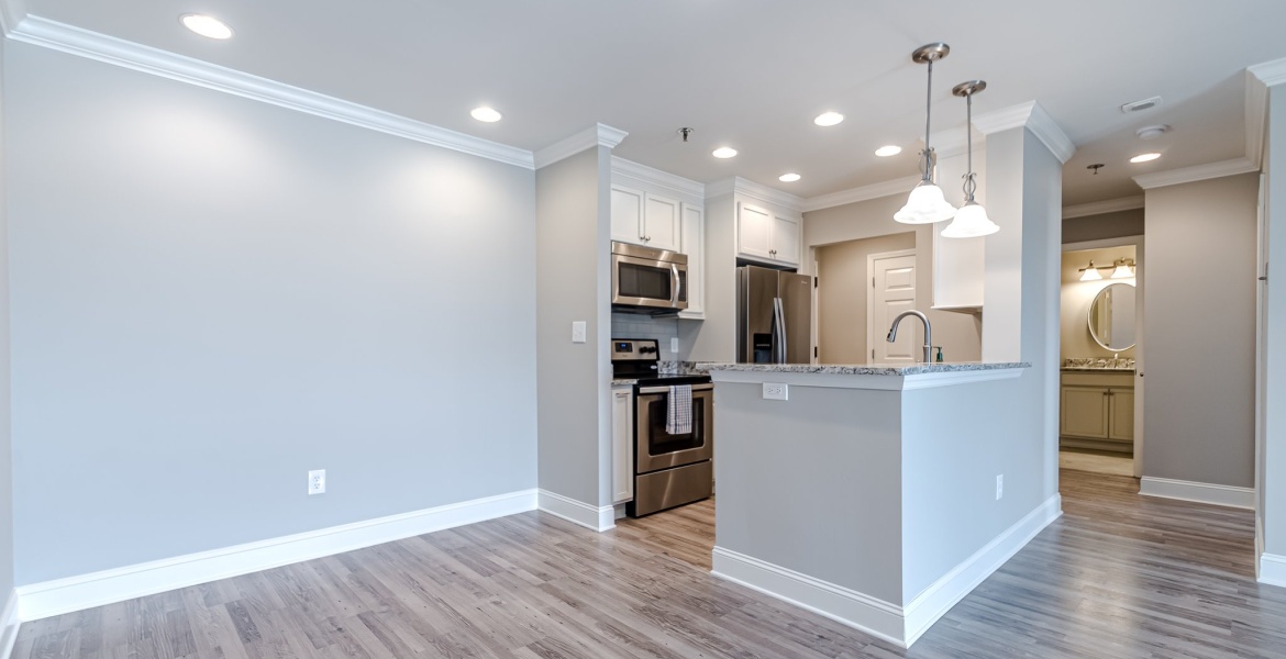 300 Johnson Ferry Rd NE, Sandy Springs, Georgia 30328, ,Condo,For Lease,Johnson Ferry Rd NE,1166