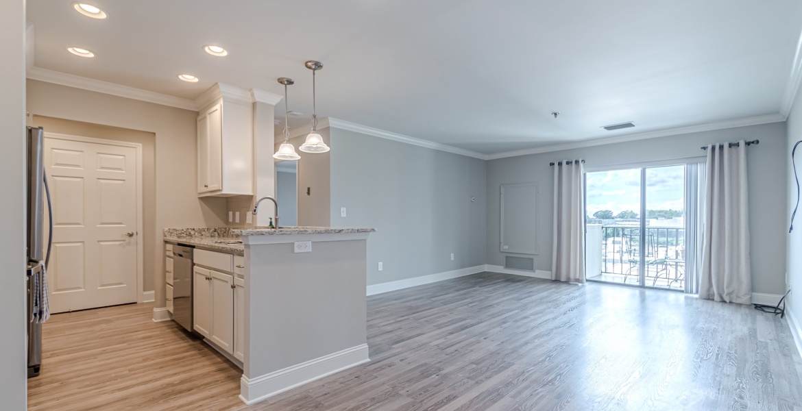 300 Johnson Ferry Rd NE, Sandy Springs, Georgia 30328, ,Condo,For Lease,Johnson Ferry Rd NE,1166